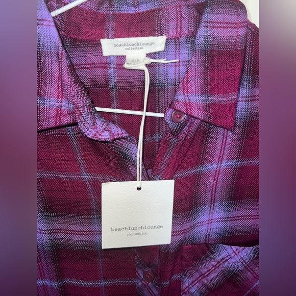 💜NWT! Beach Lunch Lounge Plaid Shirt - Picture 2 of 4